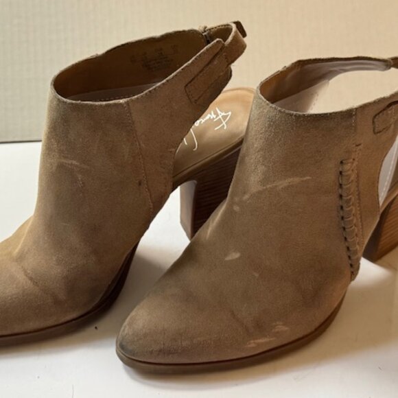 American Rag Suede Ankle Booties Slingback Heeled Casual Tan Shoes - size 8 - Picture 1 of 4